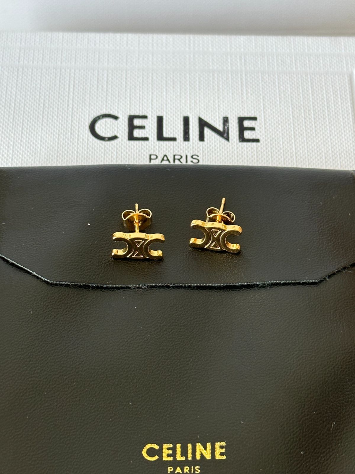 CELINE ゴールドスタッドピアス 人気品高級◇刻印あり - メルカリ