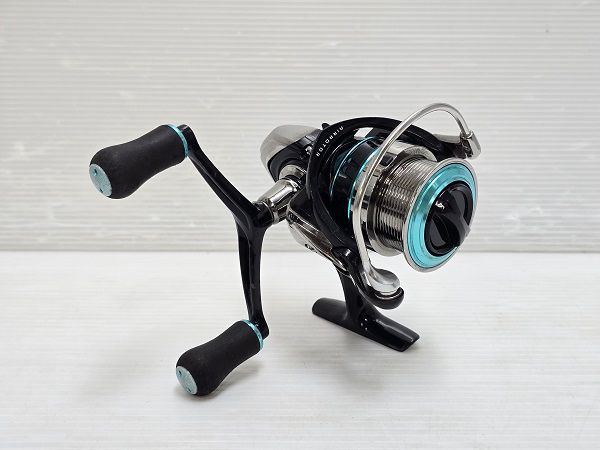 品 ダイワ Daiwa スピニングリール 16 エメラルダス 2508PE-H-DH 〇YR-19334〇