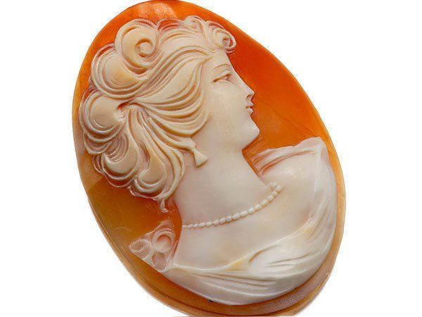 ジュエリー極】伏し目な貴婦人 シェルカメオルース 56.0mm×41.5mm