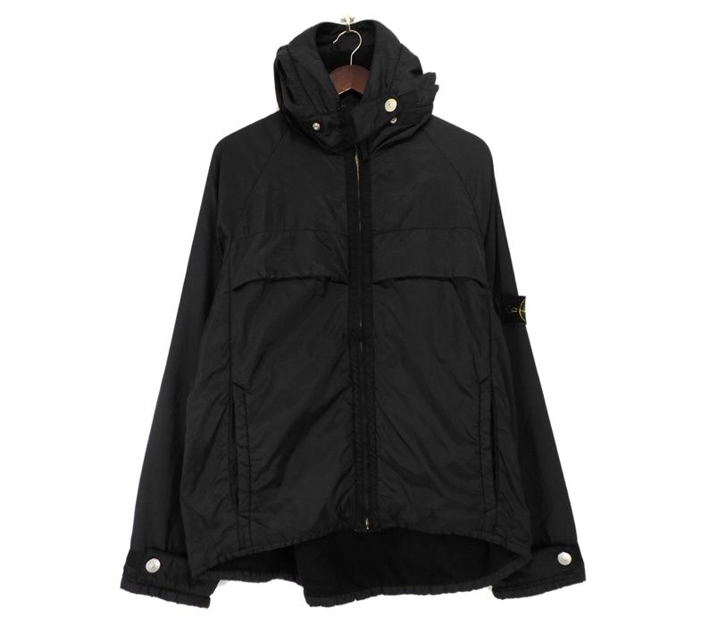 ストーンアイランド STONE ISLAND 袖ワッペン ロゴ ジップアップ ストーンアイランド STONE ISLAND 袖ワッペン ロゴ ジップアップ