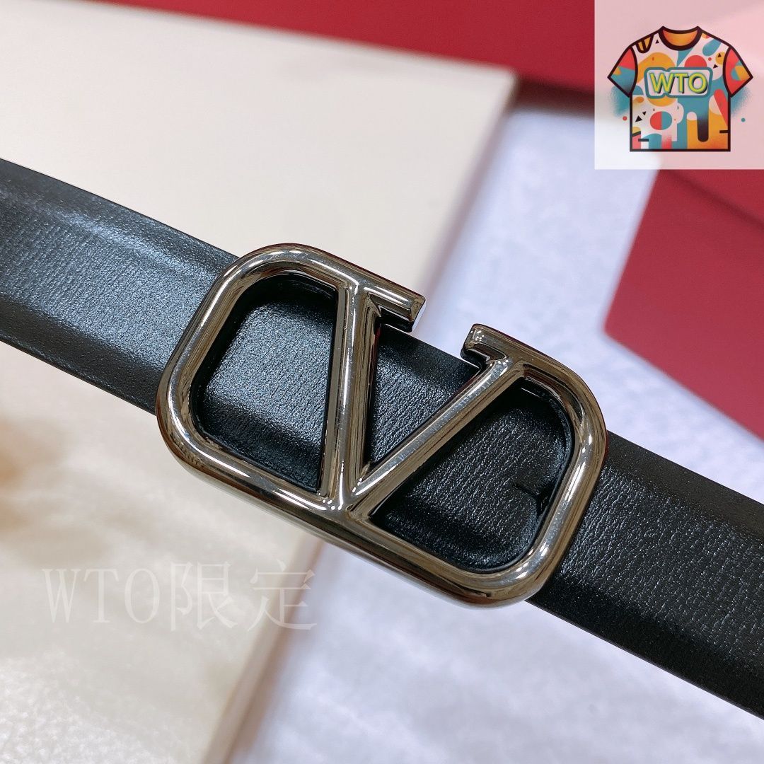 超美品　VALENTINO GARAVANI　ヴァレンティノ　ベルト VALENTINO ヴァレンティノ ベルト 3W2T0S12ZFR 4W2T0S12ZFR
