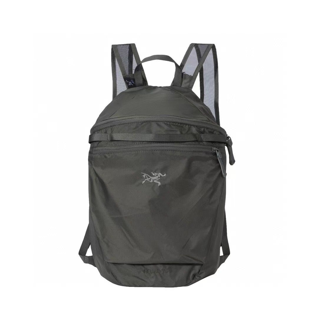 新品未使用品✨Heliad 15L Backpack #Forage ARC’TERYX