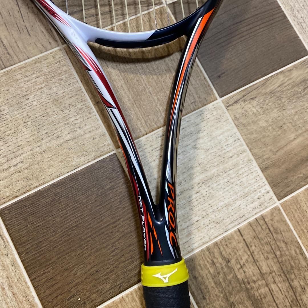 Mizuno製のSCUD PRO-Cラケットとバッグのセット。 Mizuno製のSCUD PRO-Cラケットとバッグのセット。 MIZUNO ミズノ