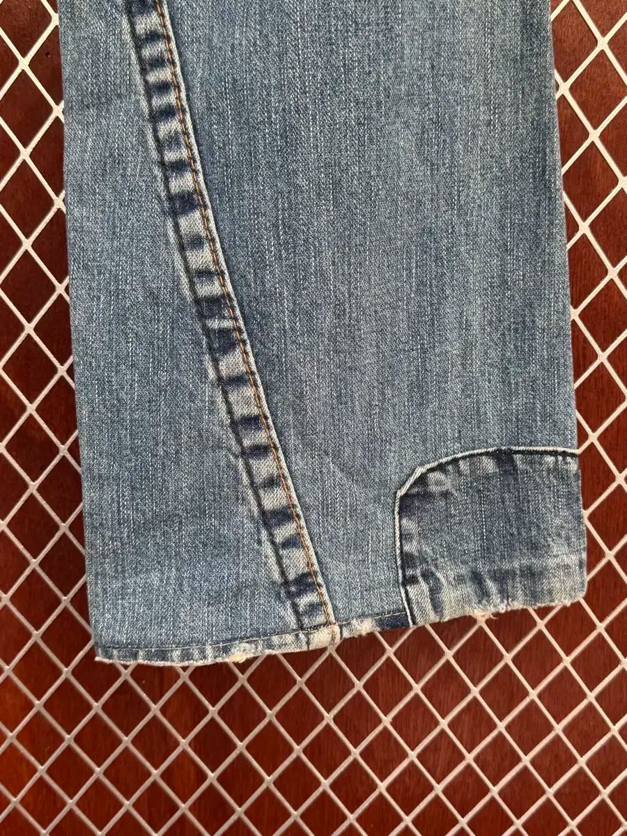 TRUE RELIGION