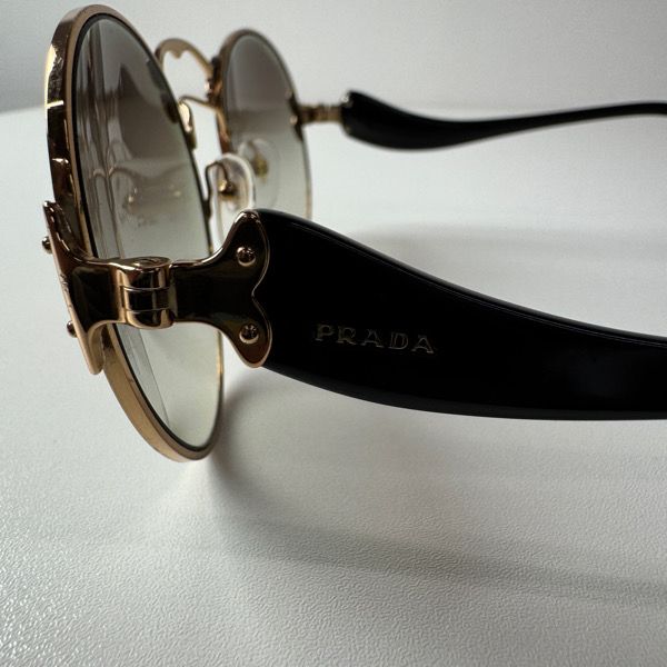 PRADA|プラダ
