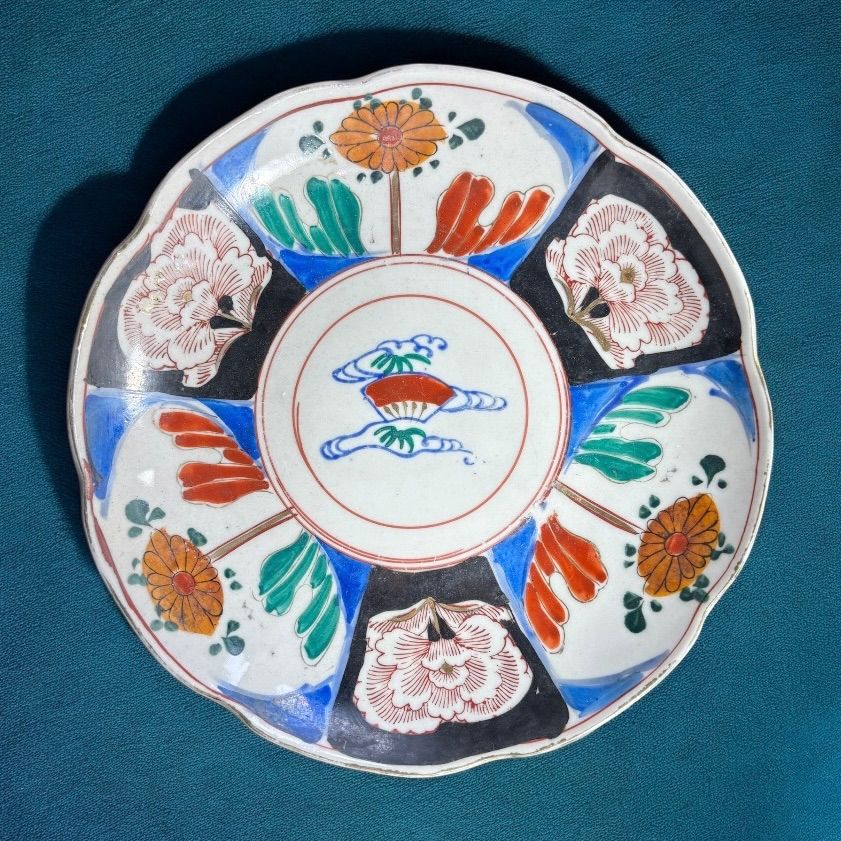 古伊万里 色絵【窓絵菊草花文】大皿 丸皿 盛り皿 飾り皿 和食器