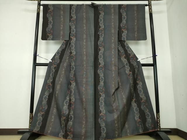 平和屋着物●本場大島紬　9マルキ　花間道　正絹　逸品　DAAS3410ps 平和屋着物○本場大島紬 9マルキ 花間道 正絹 逸品 DAAS3410ps - メルカリ