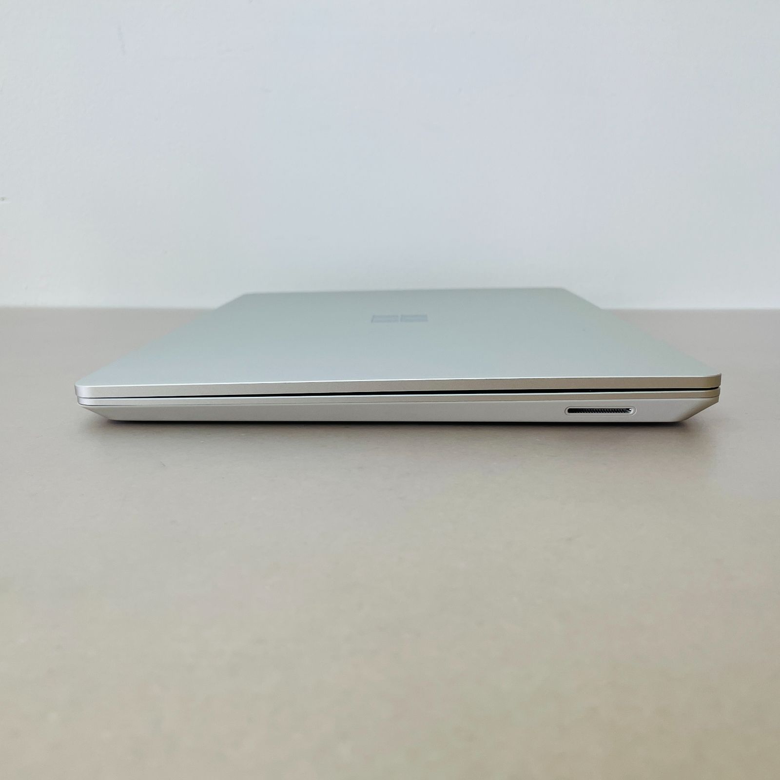 極上品！Surface Laptop Go2 256GB バッテリー良好！ 極上品！Surface