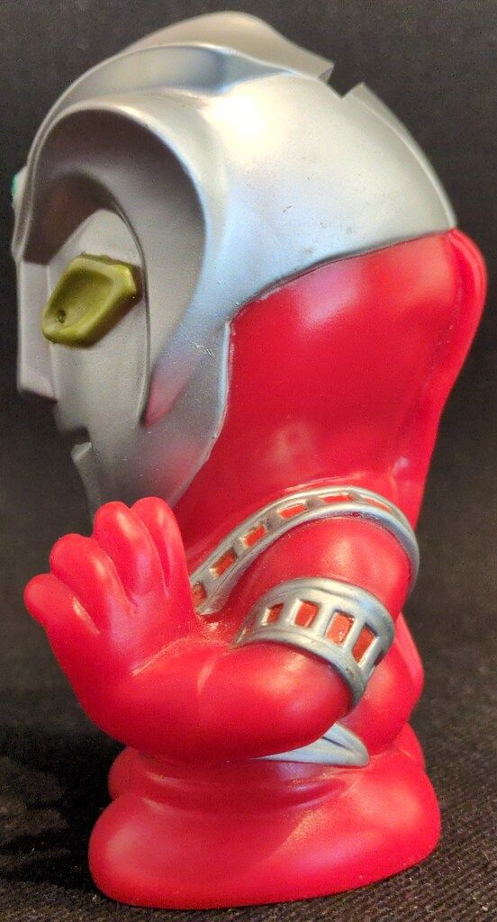 バンプレスト ウルトラマンソフビ貯金箱03 アストラ - メルカリ