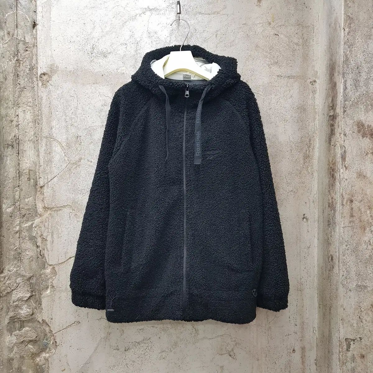 雷市場（ポンジャン）商品韓国直送】 Reebok(リーボック) ボアフリース 