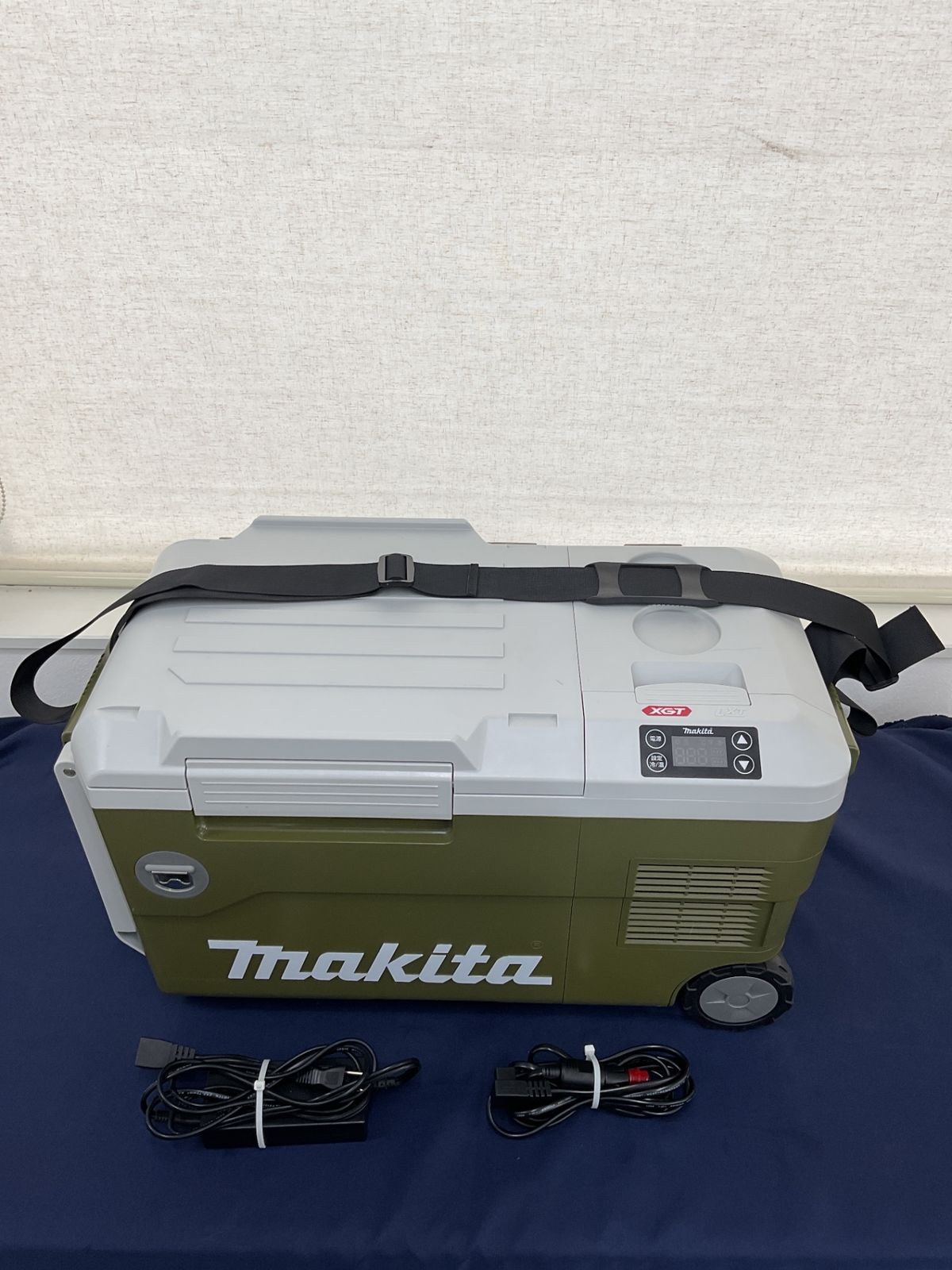 マキタ makita コードレス冷温庫 CW001GZO 八尾店