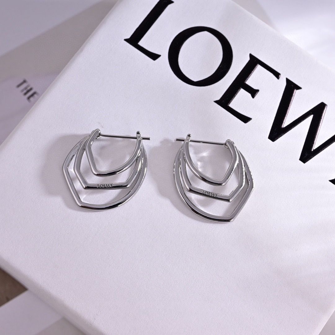 LOEWE ロエベ アクセサリー ピアス シルバー ゴールド 2色 新品 未使用 