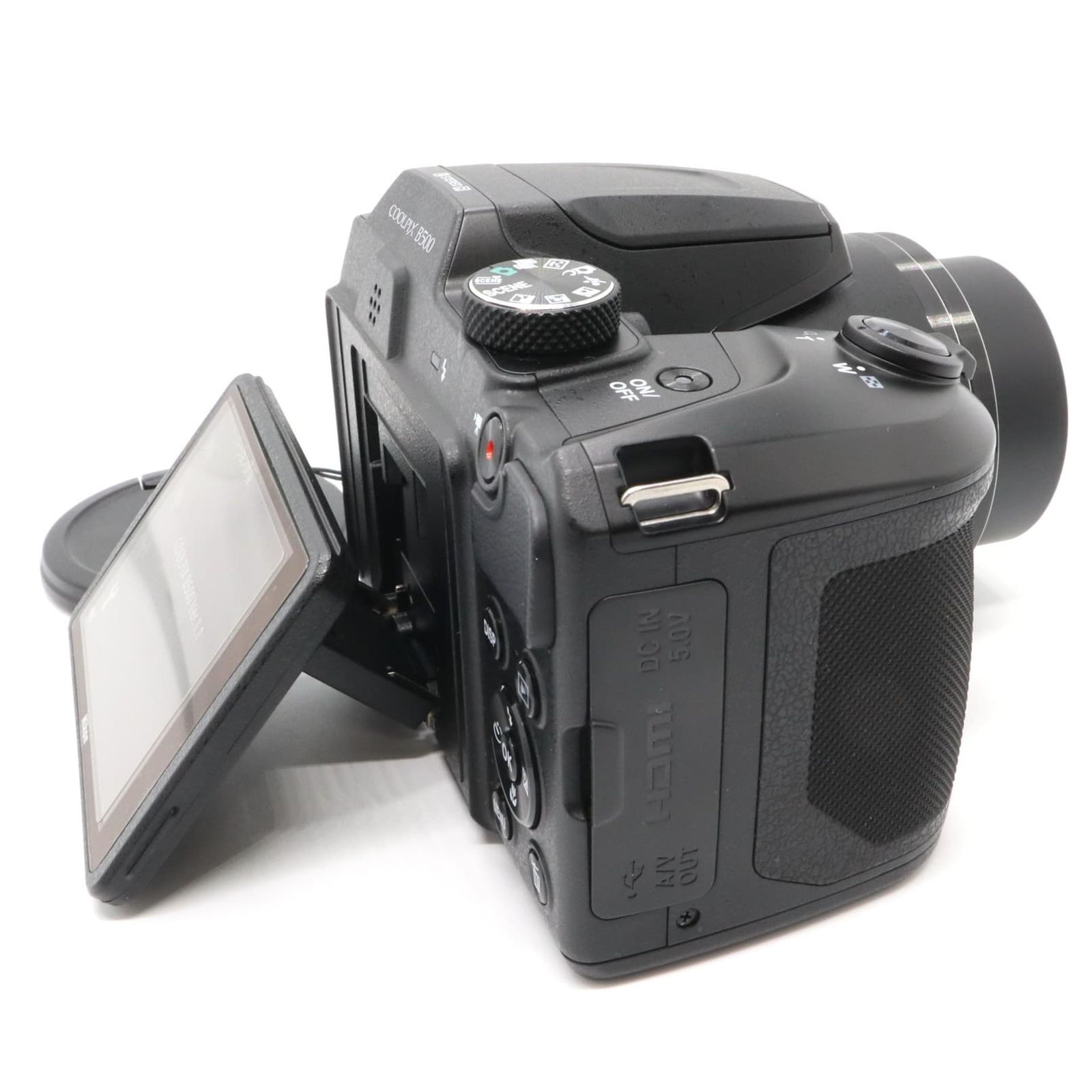 美品》 コンパクトデジタルカメラ NIKON COOLPIX B500 ブラック k3016  