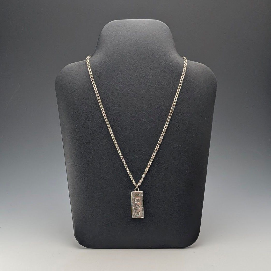 1979年 英国 純銀製 インゴットペンダント純銀ネックレス付 計24 g P RB