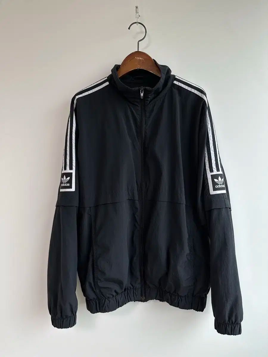 アディダス ブラック オリジナル ファイヤーバード ジップアップ L