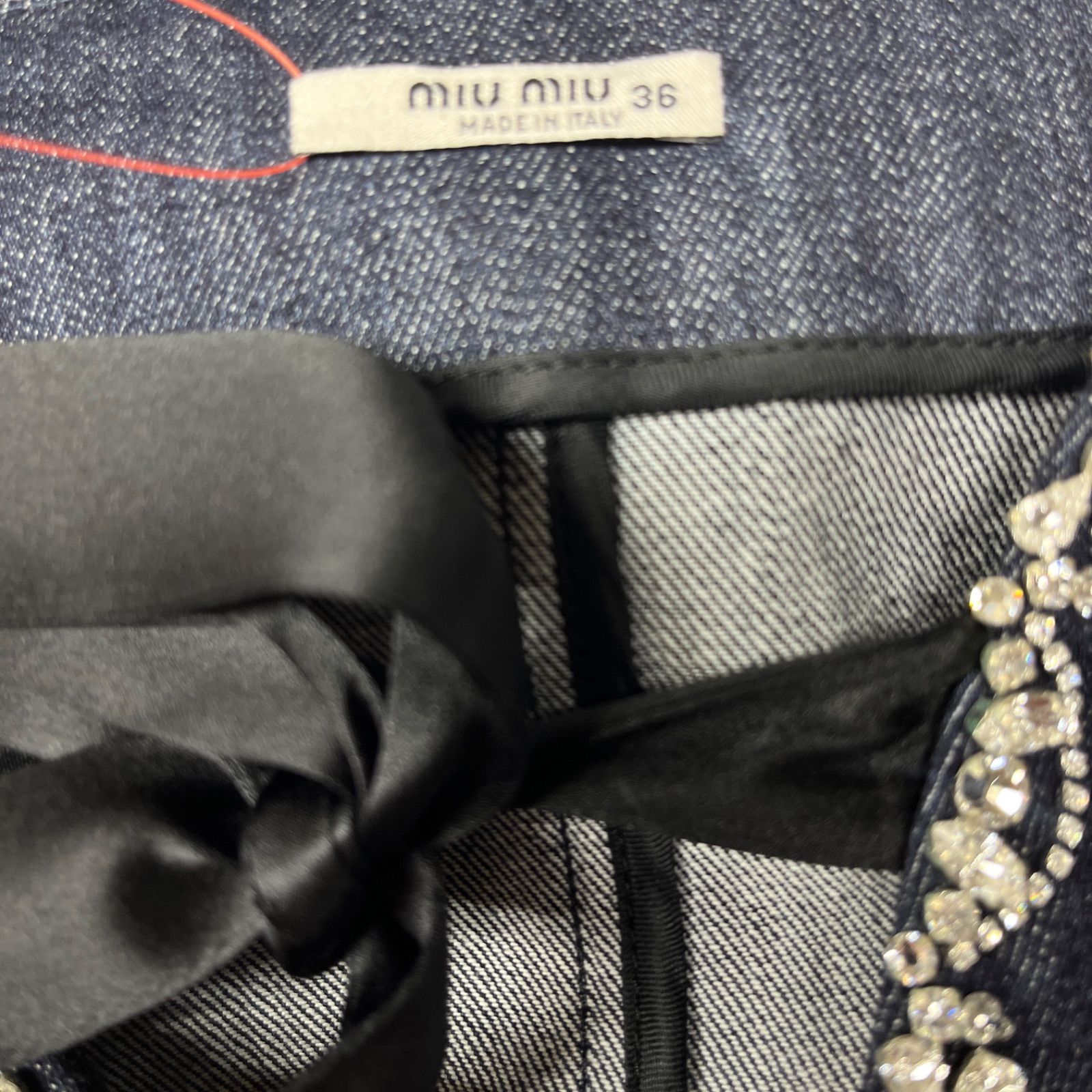 極美品 ミュウミュウ MIU MIU リボン、ビジューが可愛い デニム