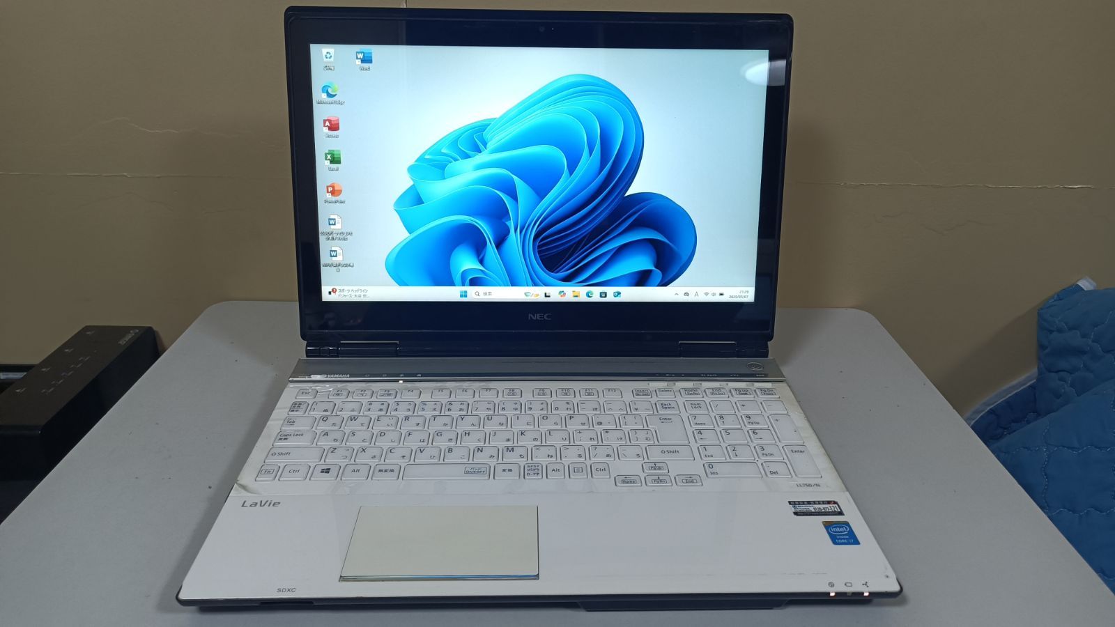 windows11✨i7 新品SSDノートパソコン✨ブルーレイ/オフィス a08 富士通 パソコン ノートパソコン Windows11 安い 新品 SSD 大