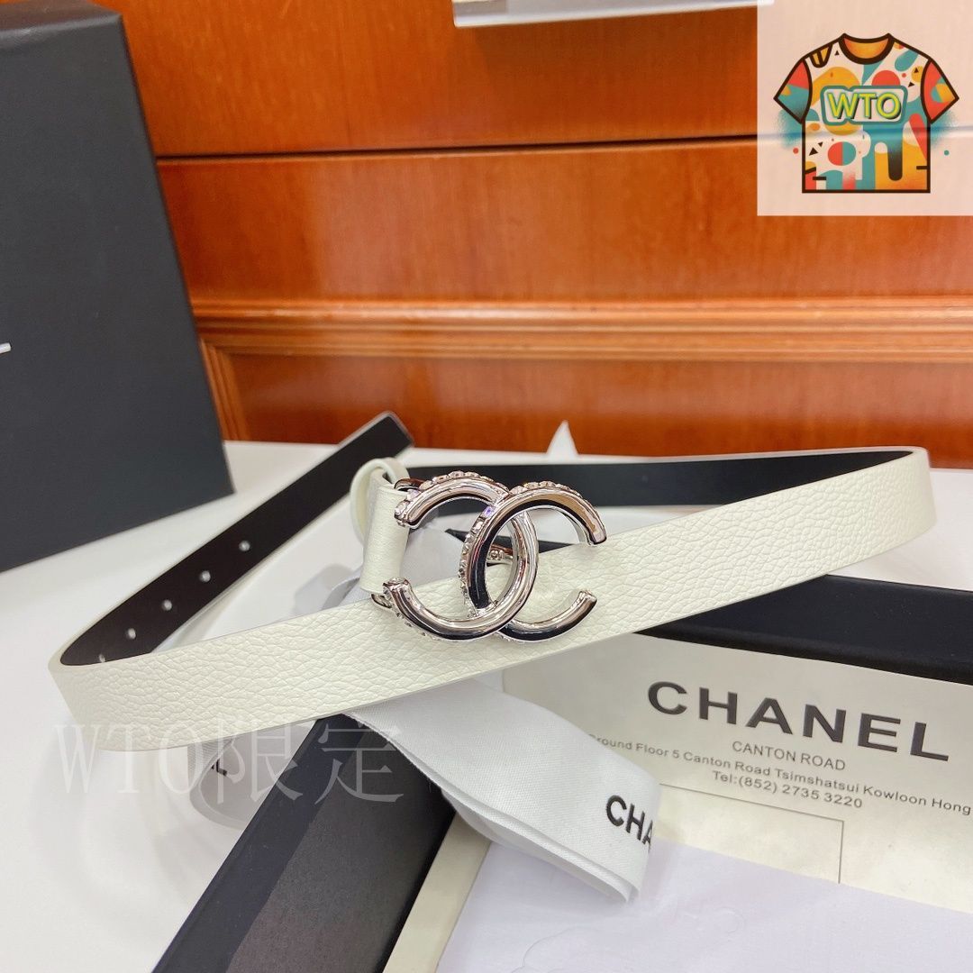 ベルト【CHANEL】クールな白レザー 2104102231701-1.jpg