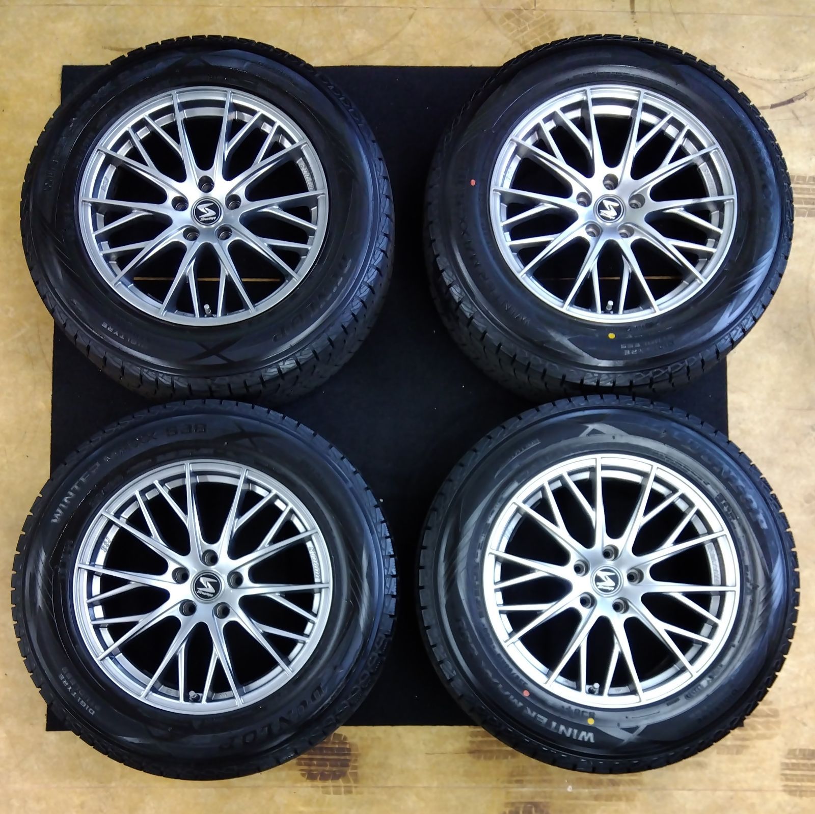 中古美品 タイヤホイールセット 4本セット ストラテジーMX