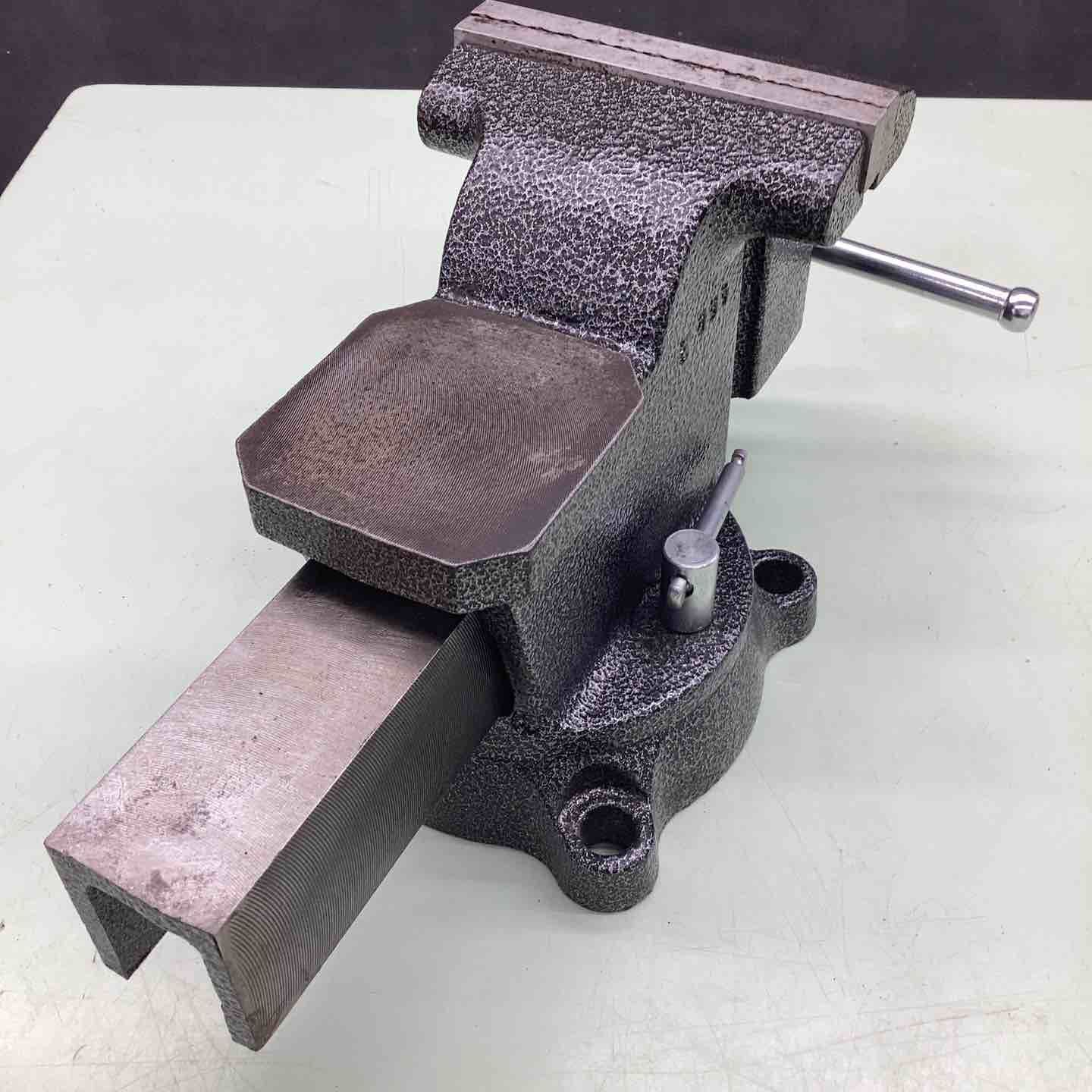 藤原産業】SK11 ガレージバイス 125MM【越谷店】 - メルカリ