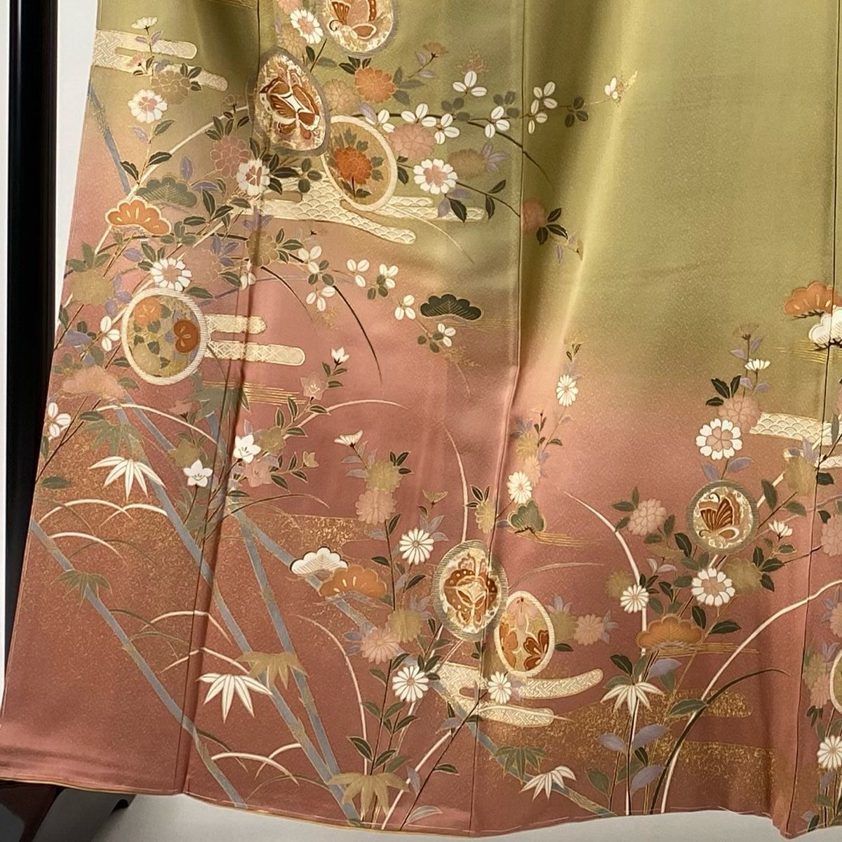 訪問着 身丈162cm 裄丈64cm M 袷 蝶 草花 金彩 ぼかし 鶯色 正絹 秀品