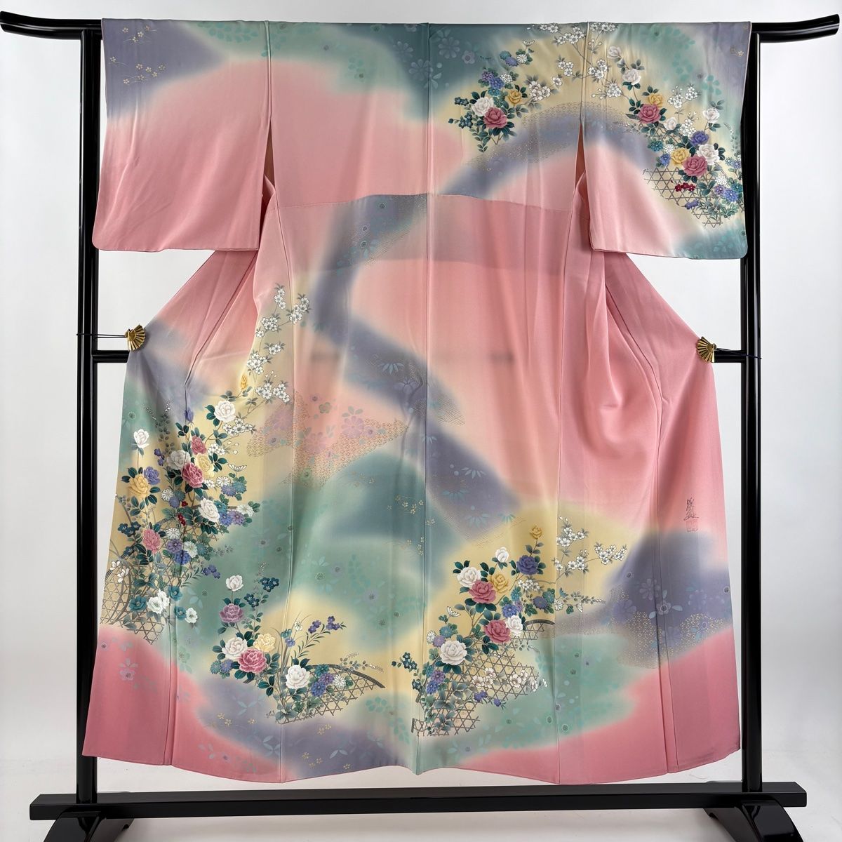 訪問着 身丈151.5cm 裄丈62cm S 袷 落款 薔薇 籠目 金彩 刺繍 ピンク 正絹 秀品