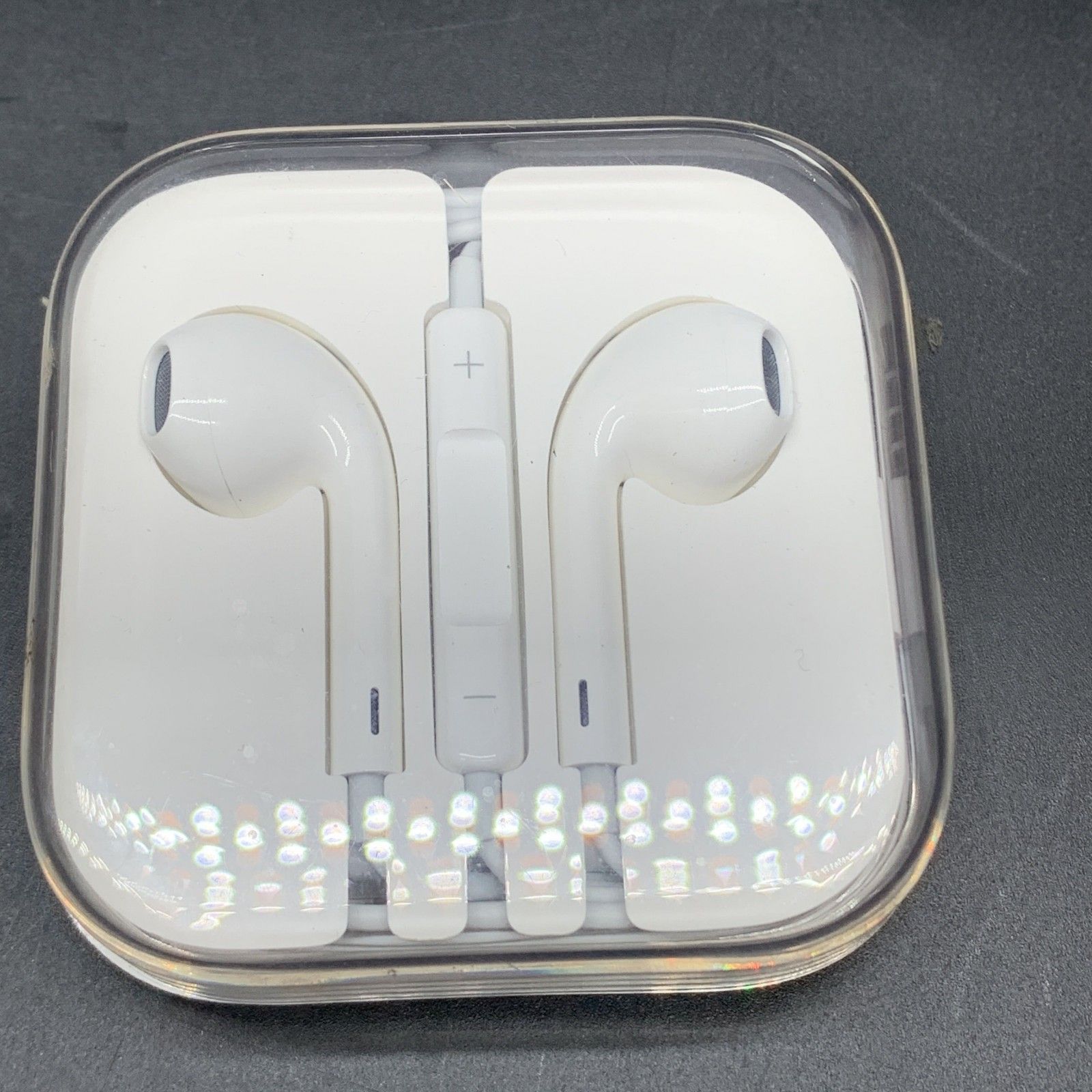 P492 Apple純正イヤホンまとめ AirPods A1602 第1世代 ケース付 通電OK動作未確認　/iPhoneイヤフォン イヤホンジャック 未使用 P492 Apple純正イヤホンまとめ AirPods A1602 第1世代 ケース付 通電OK