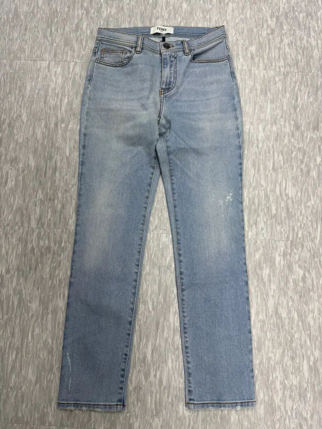 38 27 FENDI フェンディ