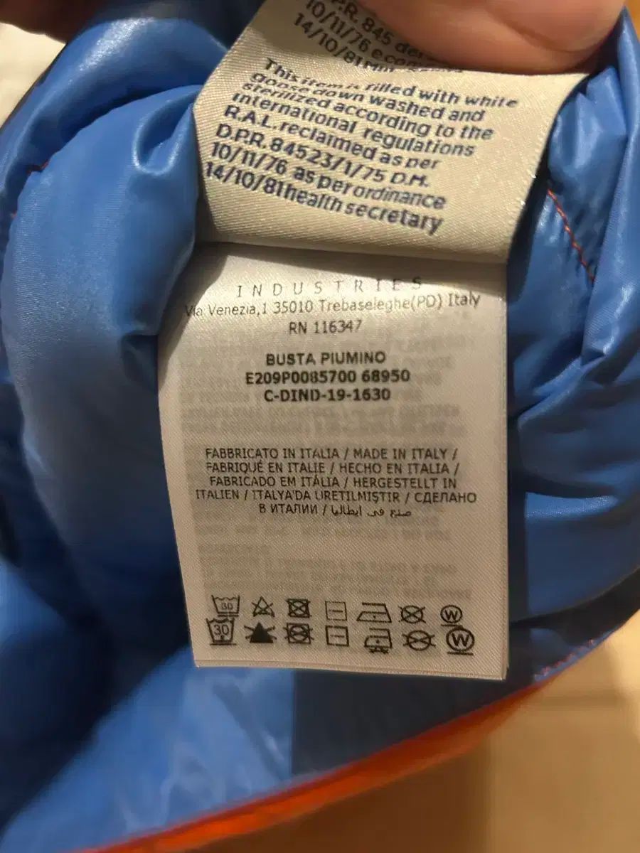 COLOR クラッチバッグ