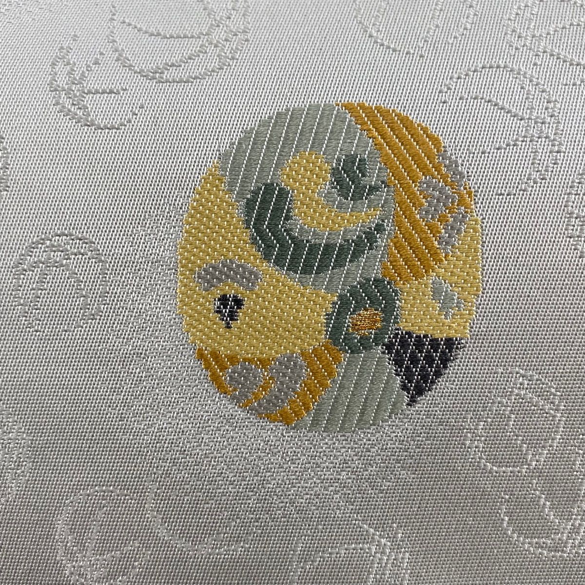 名古屋帯 秀品 手鞠 金糸 刺繍 灰色 正絹