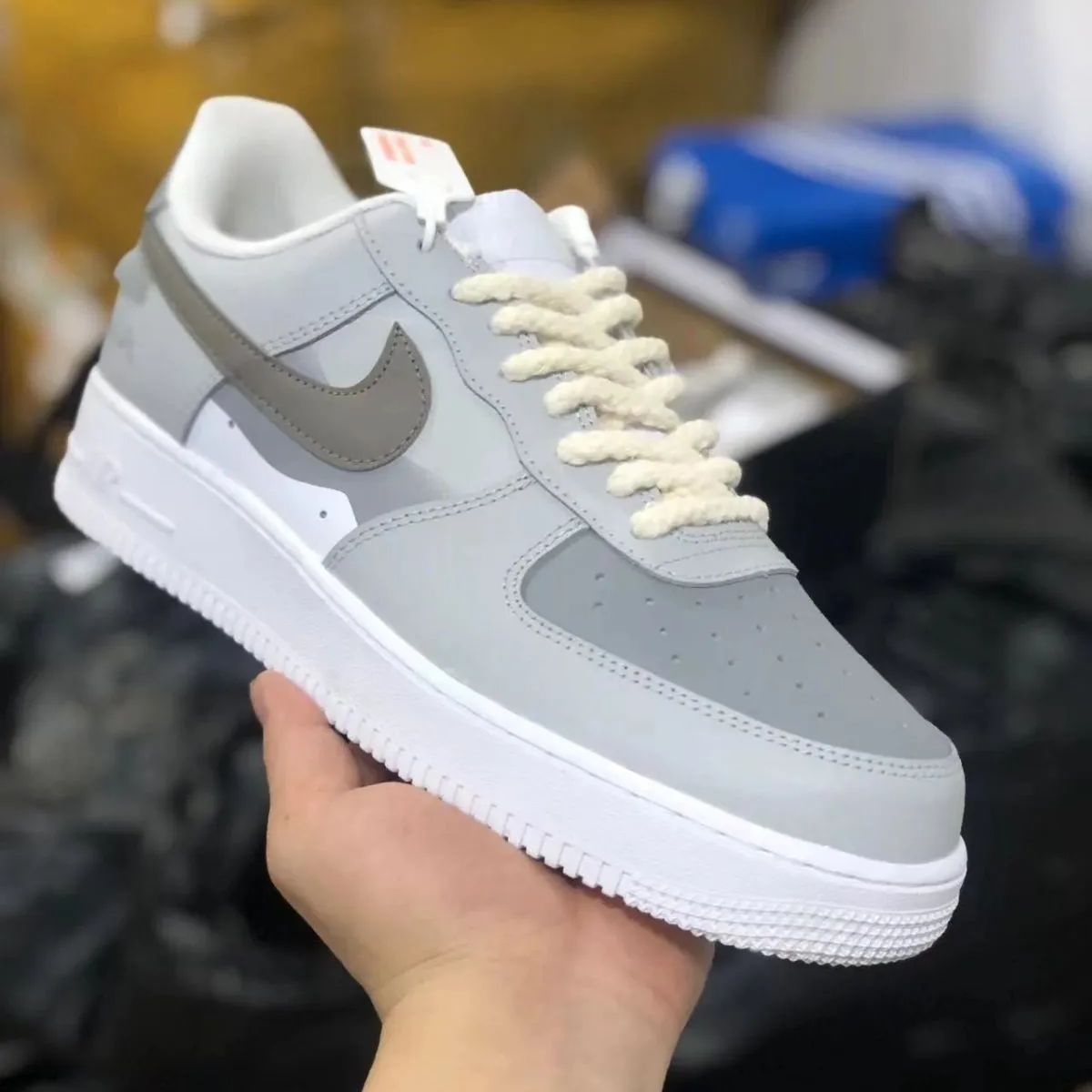 新品ナイキ エアフォース1NIKE AIR FORCE 1