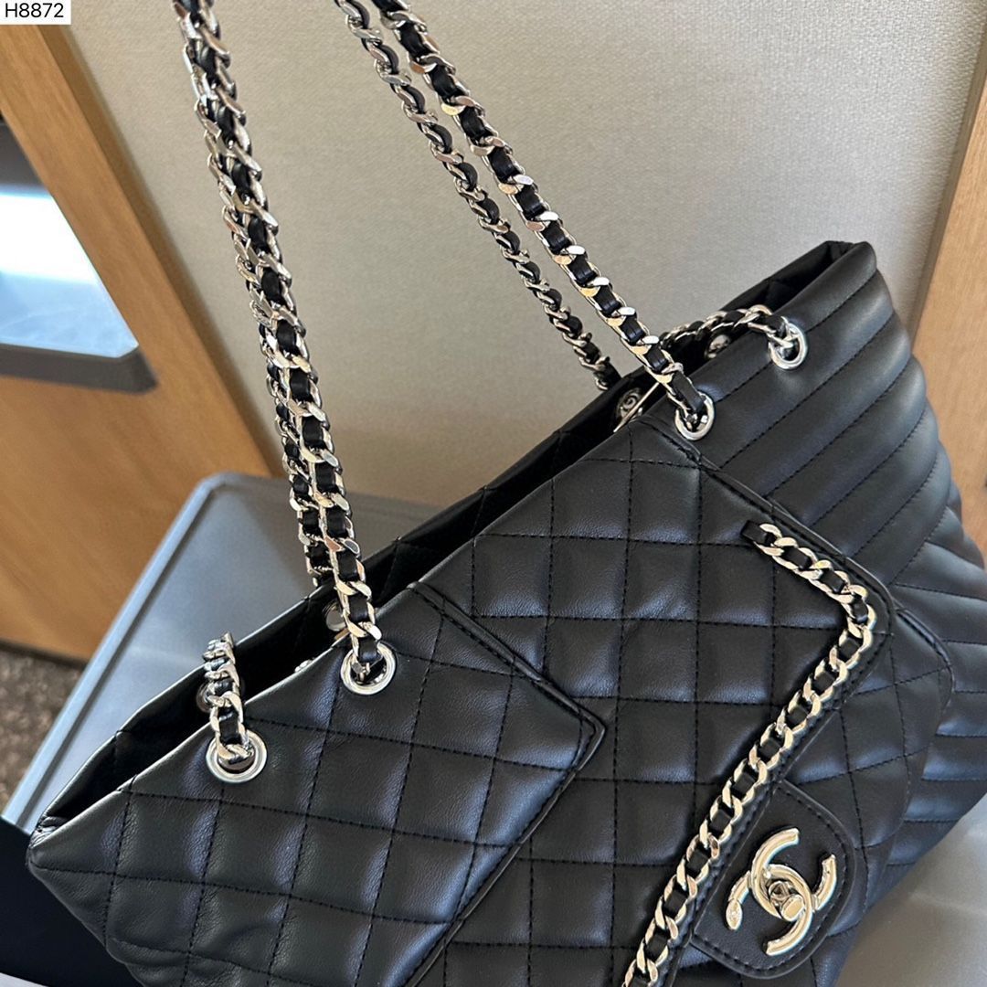 CHANEL ハンドバッグ　ショルダーバッグ 2wayで使える☆愛らしい】CHANEL 25A ショルダー ハンドバッグ