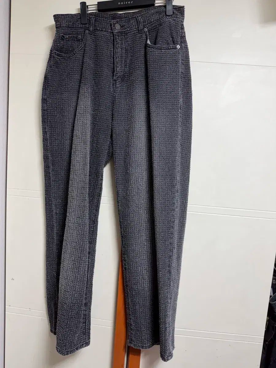 NOIRER ノイア ダメージ ストライプ ワイド デニムパンツ ブラック 50