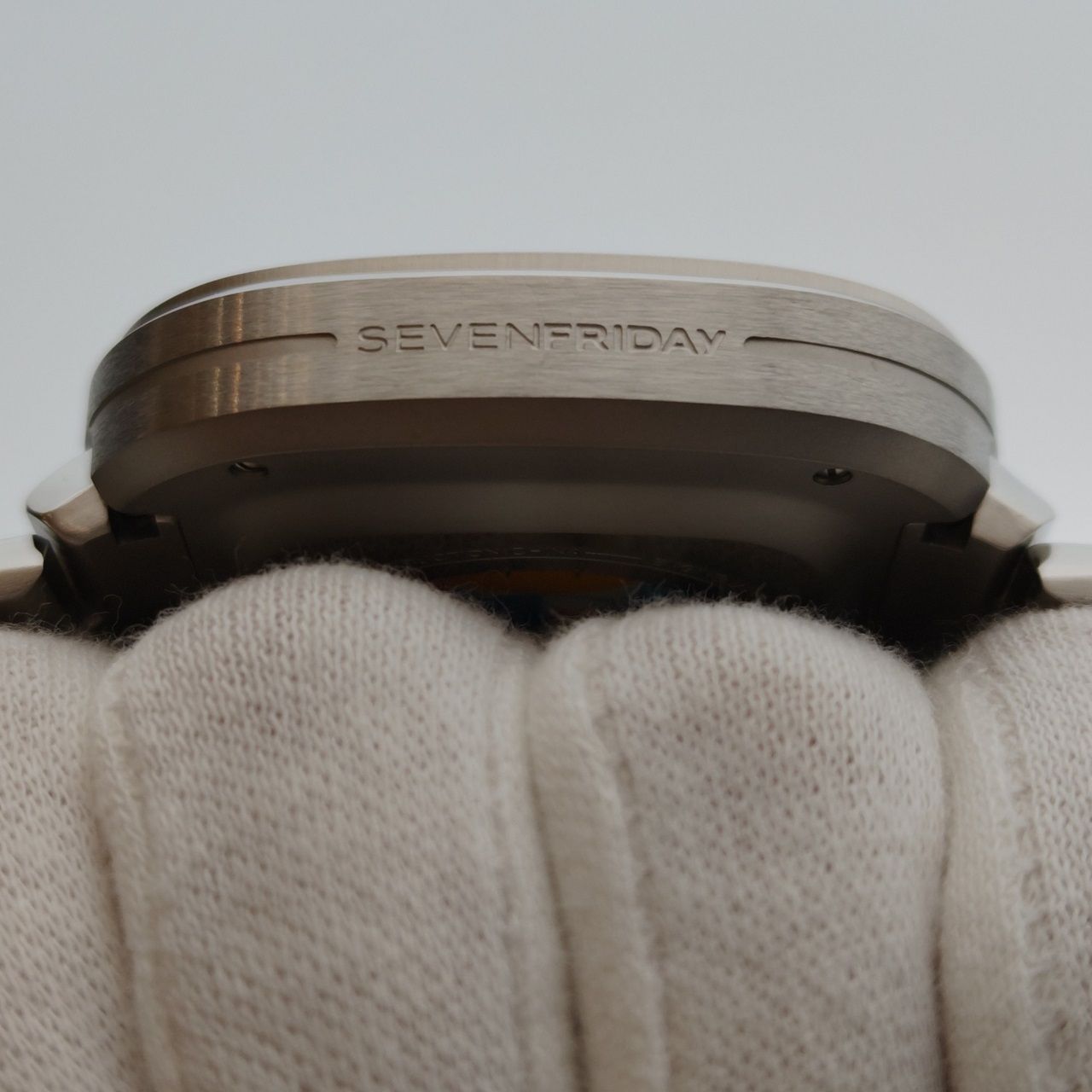 SEVENFRIDAY セブンフライデー T1/08 T-Series BAUHAUS Inspired M-244