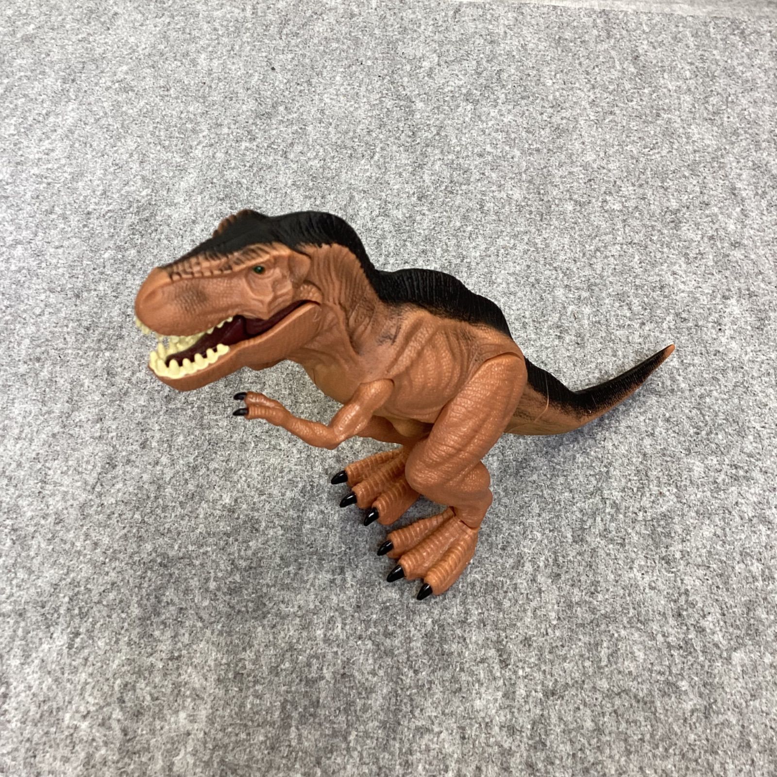 【新品未開封品】ダイナソーパーク　DX W T-REX Amazon.co.jp: ライト&サウンド ダイナソーパークDX W T-REX