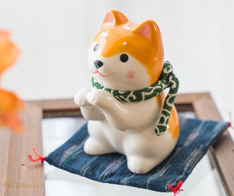 【未使用品】 薬師窯 YAKUSHIGAMA 和楽づくし わんこ日和 お座り黒柴(9685) おねだり黒柴(9689) セット 中古 送料無料 H４ わんこ日和お座り黒柴(大) – 中外陶園オンラインストア