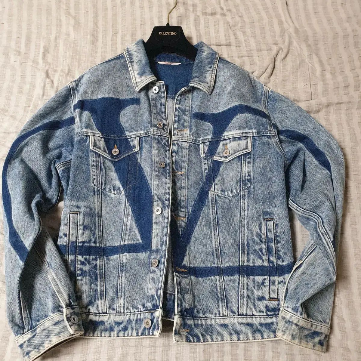 【最終値下げ】激レア　VALENTINO ヴァレンティノ　デニムジャケット m28164170385_1.jpg?1719231701
