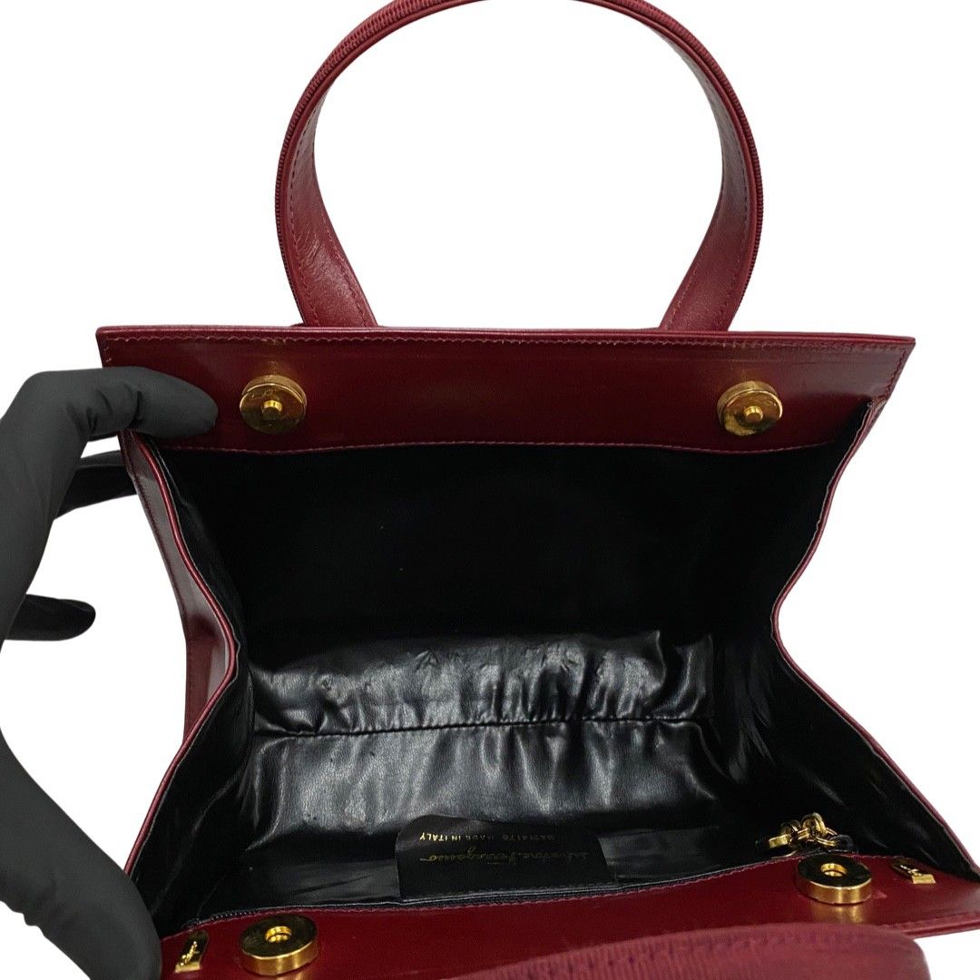 極 美品 Salvatore Ferragamo サルヴァトーレフェラガモ ヴァラリボン