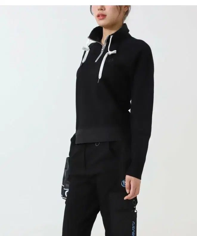 レディースゴルフウェア HYBE ハーフ ジッパー プルオーバー ＆ ポケット ジョガー パンツ