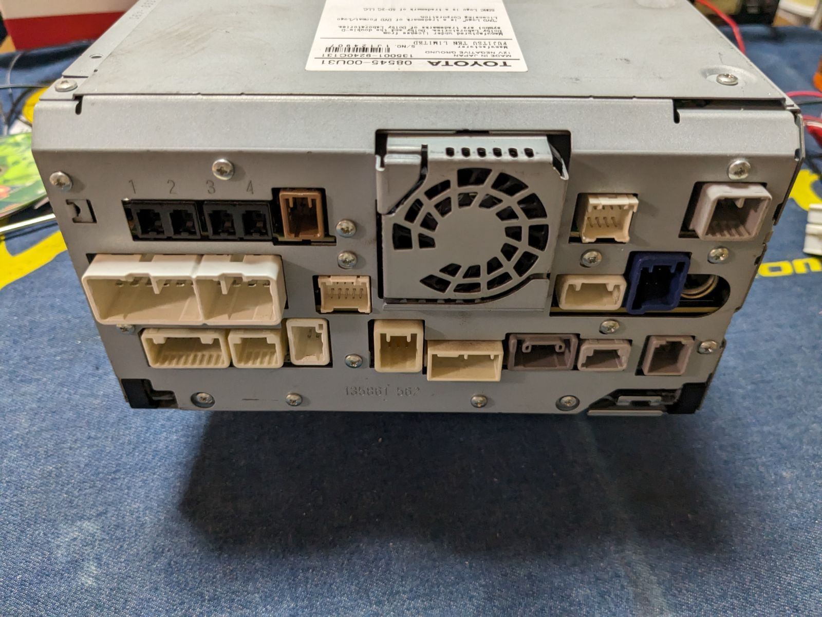 t*9様 NSZT-W61G 送料込み トヨタ純正(TOYOTA) NSZT-W61G 200mmワイドメモリー