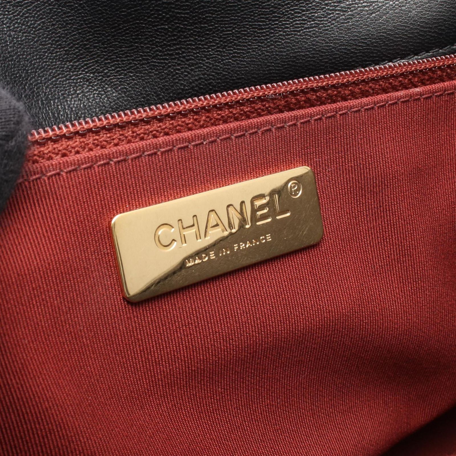 シャネル CHANEL ショルダーバッグ 19 ディズヌフ マトラッセ AS1161