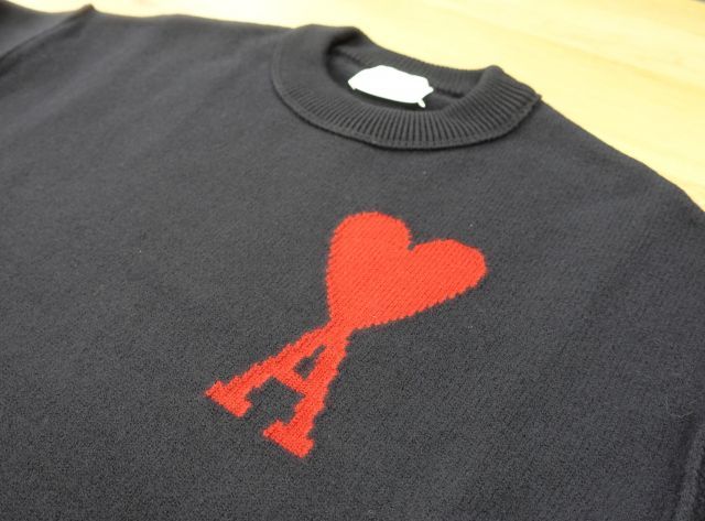 ami ネイビー ニットセーター ハートロゴ ネイビー（紺）系 AMI PARIS