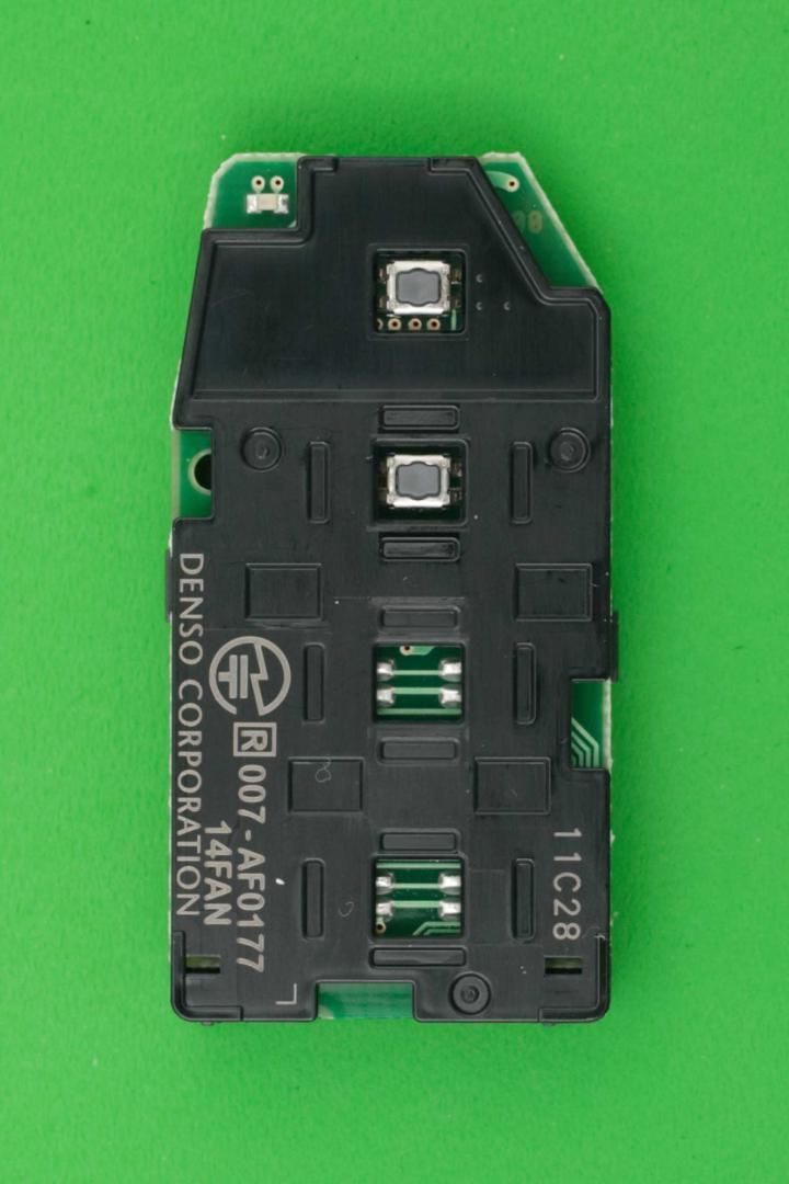 トヨタ カローラ 2ボタン スマートキー H BRIGHTFACE_UK