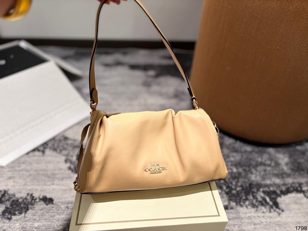 旅行バッグ 財布