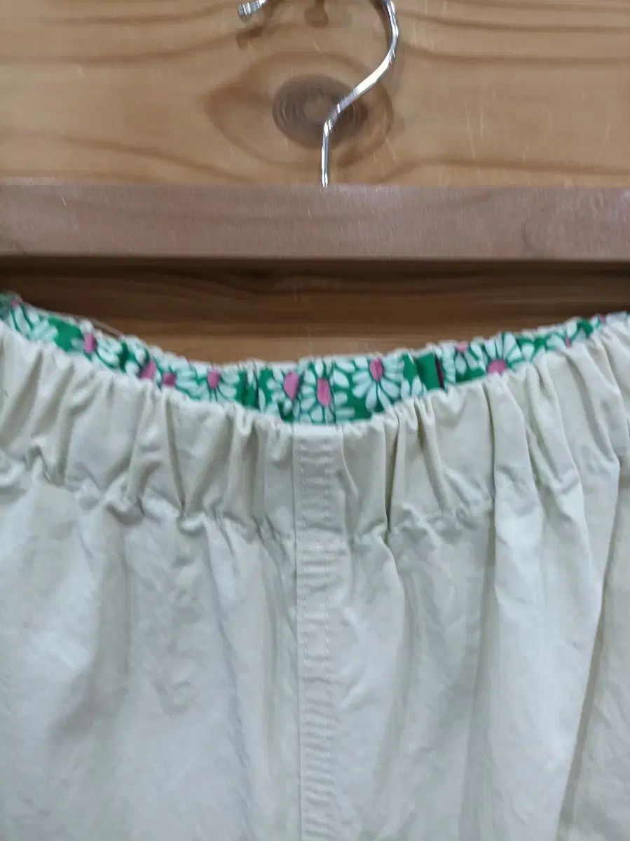夏 ワイドパンツ