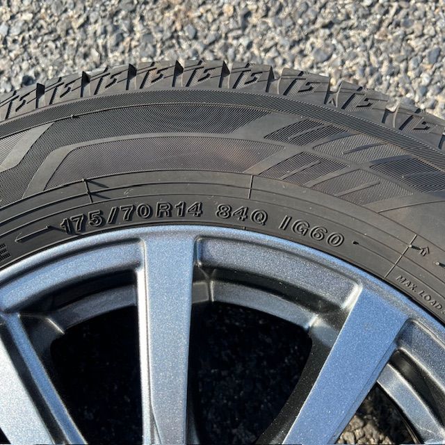 14インチ スタッドレス タイヤ ホイールセット タイヤ：iceGUARD IG60