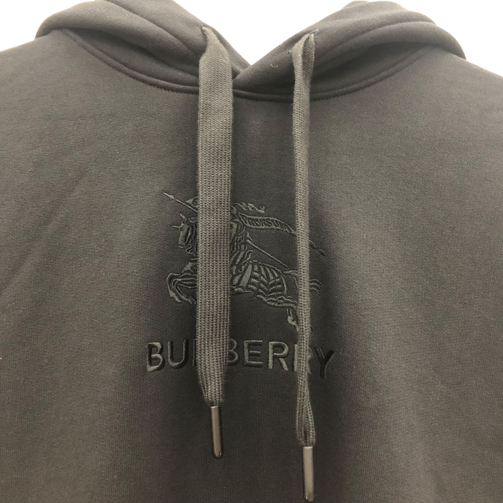67.BURBERRY エンブロイダリーEKDパーカ 【併売品】 - メルカリ