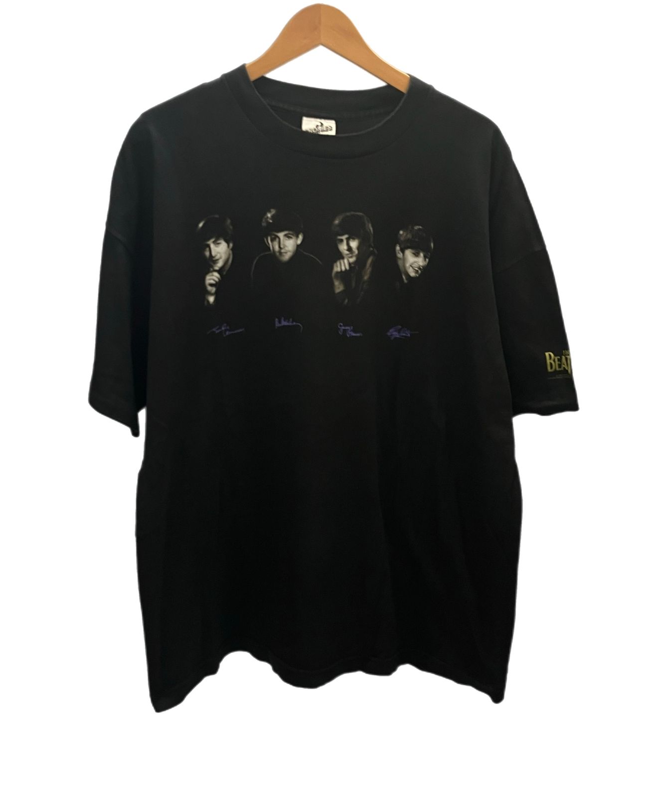 CONVERSE TOKYO ぼっち・ざ・ろっく！ Tシャツ 美好よしみ ぼっち・ざ・ろ