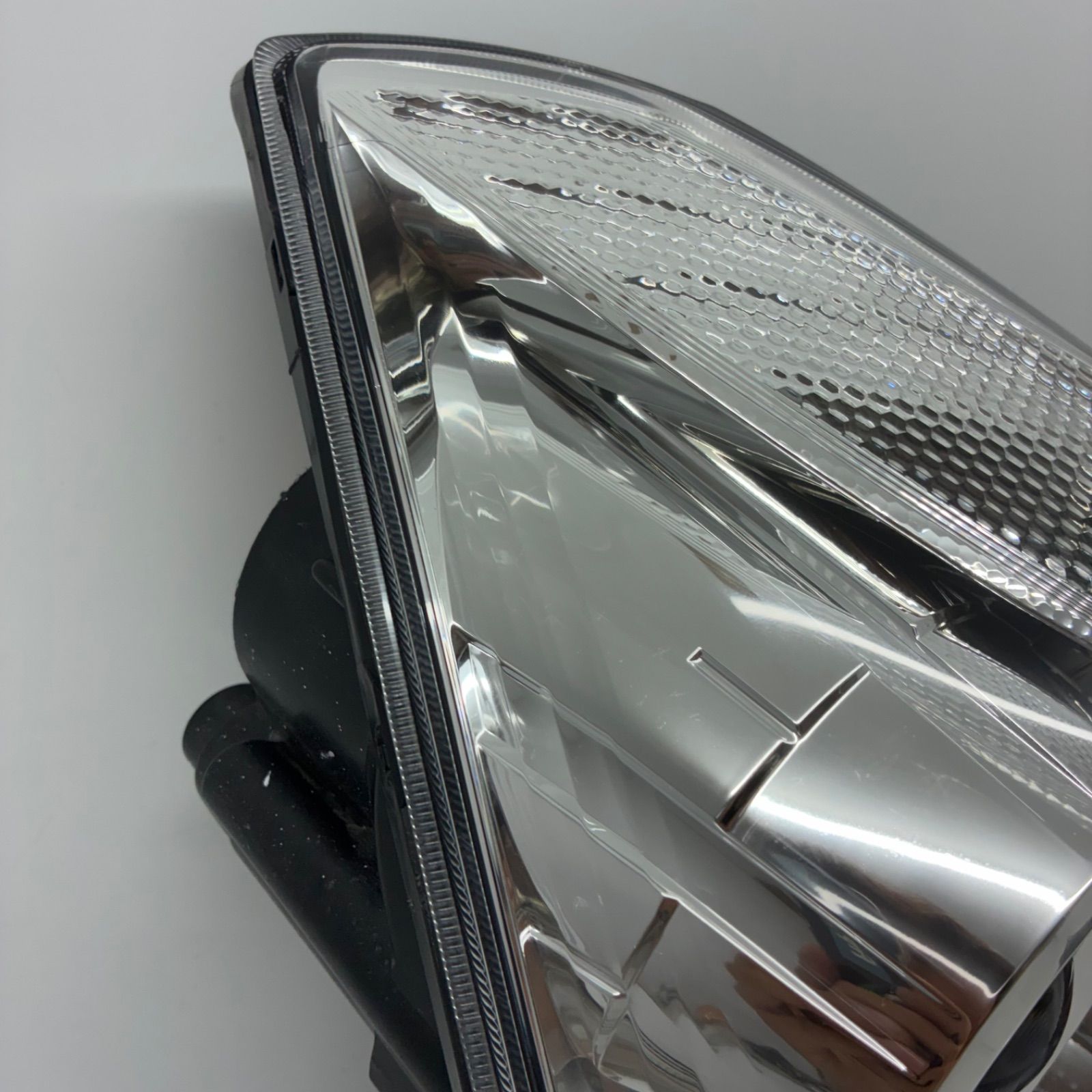 美品　ステラカスタム RN1 RN2 純正HID 左右　　　　　ヘッドライト 送料無料 RN1/RN2 ステラカスタム 純正HIDヘッドライト 左右中古