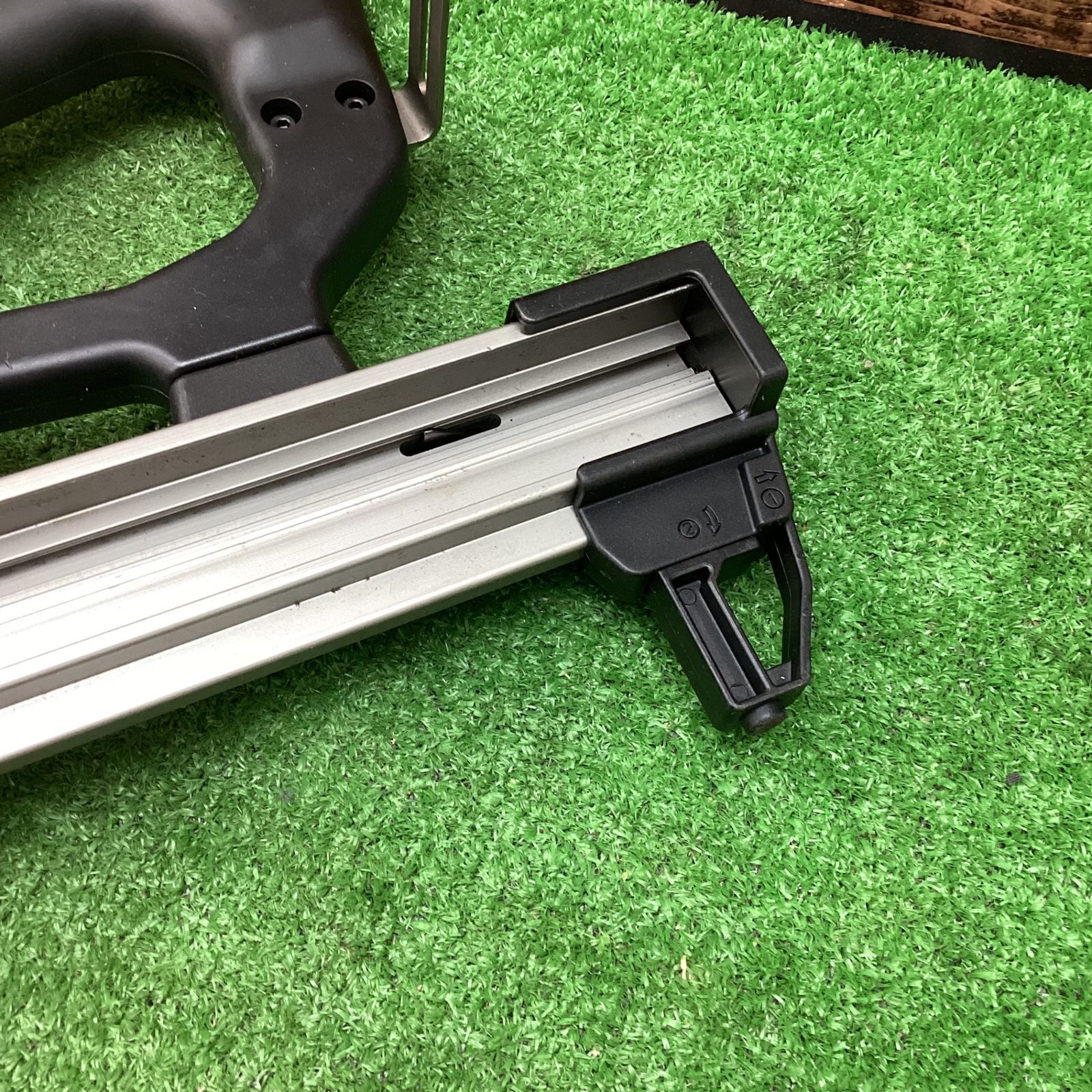 トラックファースト ガス銃 UG7【川越店】 - メルカリ